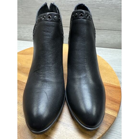 Bueno Women’s Cora Ankle Boots Booties Black Nubuck Eyelet Block Zip. Read. - Picture 4 of 10